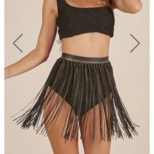 Showpo Infringing Belt